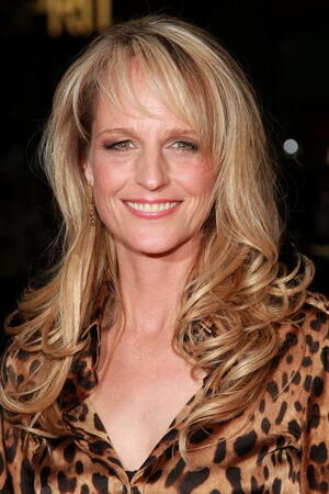Helen Hunt Biography | Fandango